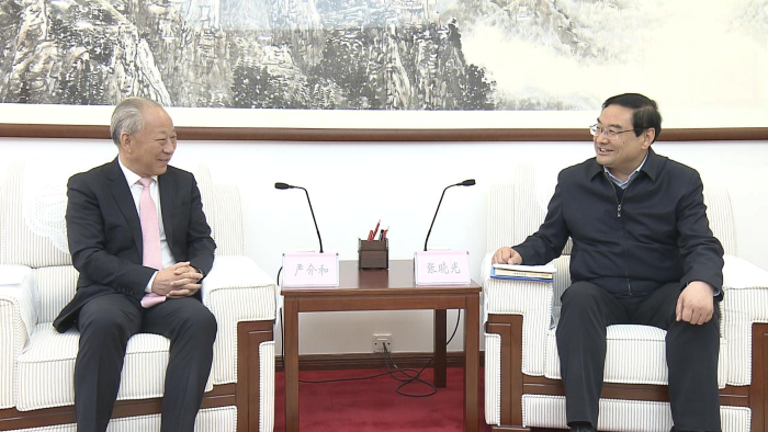嚴(yán)介和同榆林市委書記張曉光會(huì)談1.png