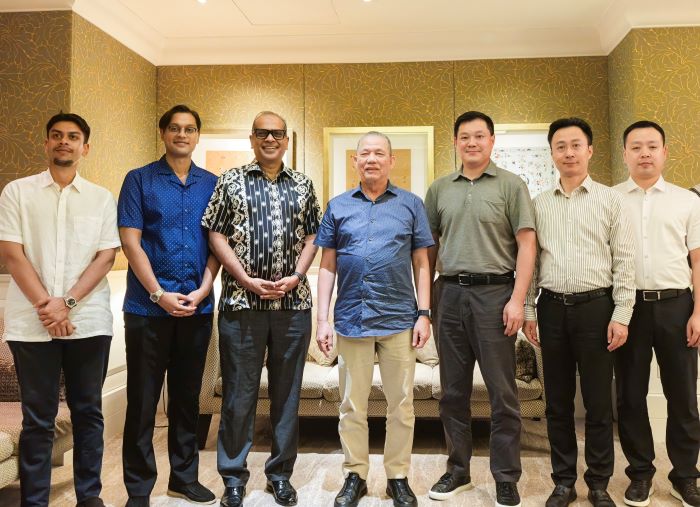 昊主席與馬來(lái)西亞副總理會(huì)談1.jpg